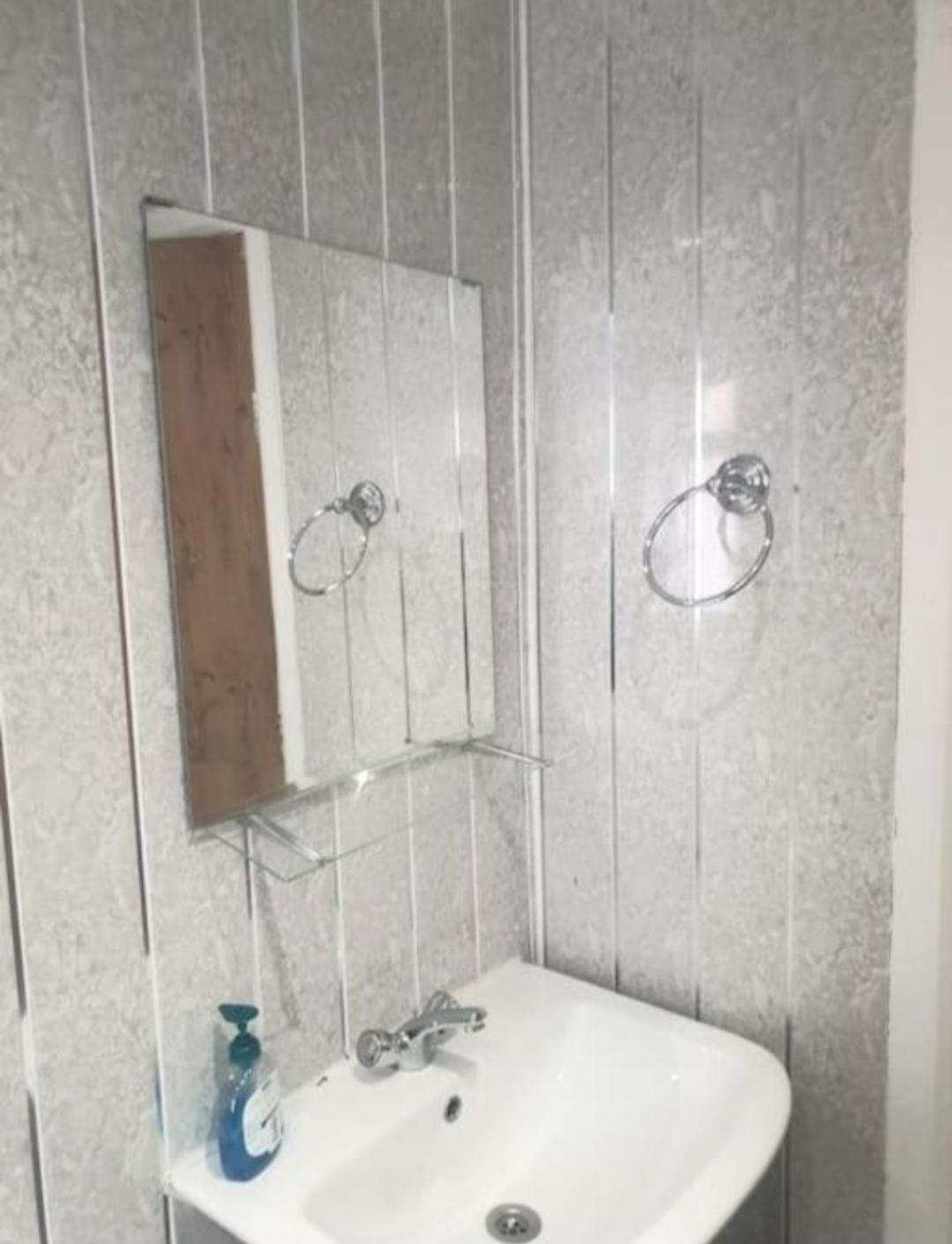 An Exclusive Room In A Hotel In Leeds Leeds  Room photo
